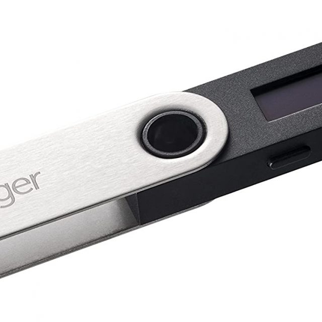 Ledger Nano S – The Best Crypto Hardware Wallet – Secure and Manage Your Bitcoin, Ethereum, ERC20 and Many Other Coins